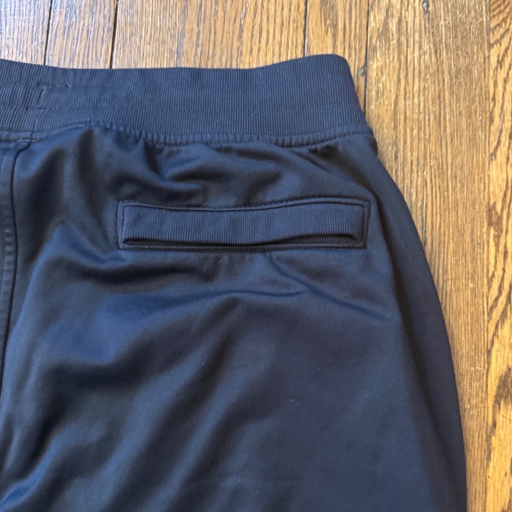 Under Armour Mens Loose Fit Joggers Black Tapered Athletic Sweatpants Large - Picture 5 of 7